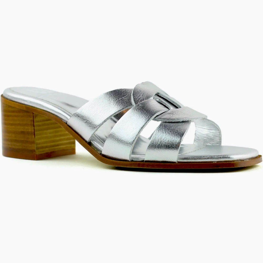 BRUNO MAGLI. Aria Block Heel Slide Sandal (Women)
Bruno Magli
Women